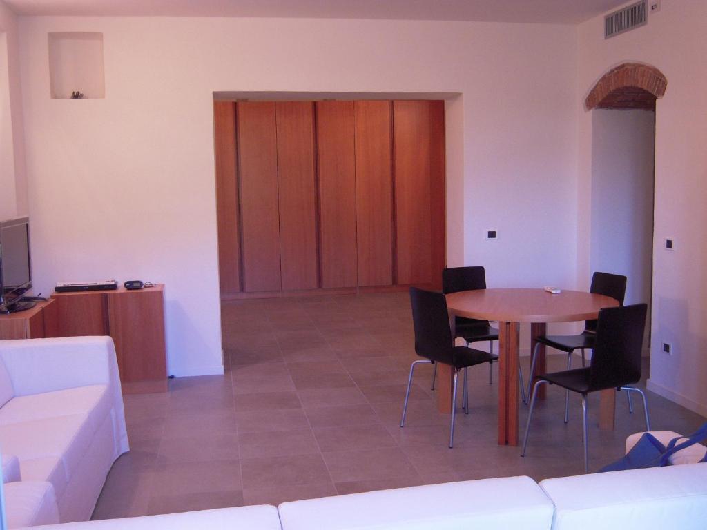 Apartmán Sassetta Holiday Pokoj fotografie